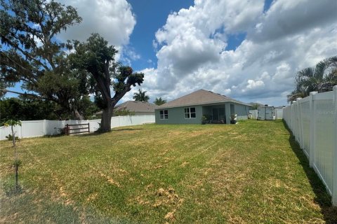 House in Palmetto, Florida 4 bedrooms, 162.76 sq.m. № 2239016 - photo 24