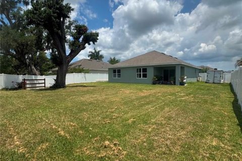 House in Palmetto, Florida 4 bedrooms, 162.76 sq.m. № 2239016 - photo 23