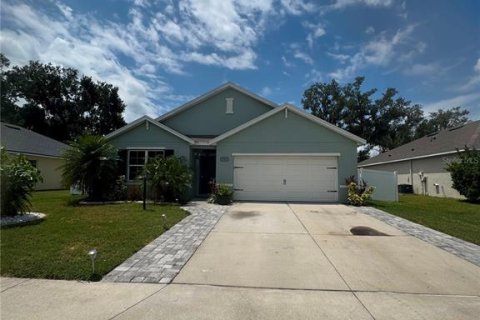 House in Palmetto, Florida 4 bedrooms, 162.76 sq.m. № 2239016 - photo 2