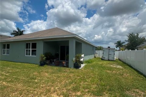 House in Palmetto, Florida 4 bedrooms, 162.76 sq.m. № 2239016 - photo 25