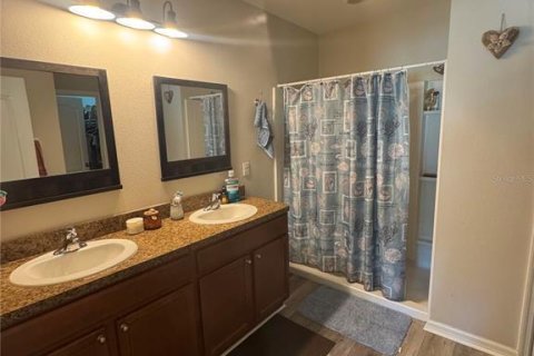 House in Palmetto, Florida 4 bedrooms, 162.76 sq.m. № 2239016 - photo 5