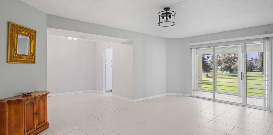Condo à Lake Worth, Floride, 2 chambres  № 2431323