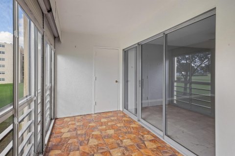 Copropriété à louer à Lake Worth, Floride: 2 chambres, 101.26 m2 № 2431323 - photo 24