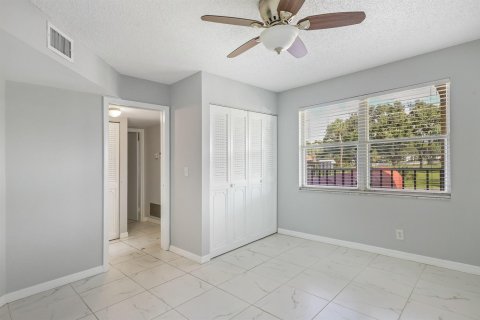 Copropriété à louer à Lake Worth, Floride: 2 chambres, 101.26 m2 № 2431323 - photo 18