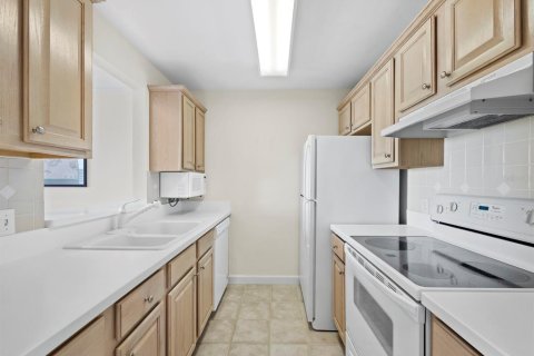 Купить кондоминиум в Сарасота, Флорида 6 комнат, 65.03м2, № 2344509 - фото 14