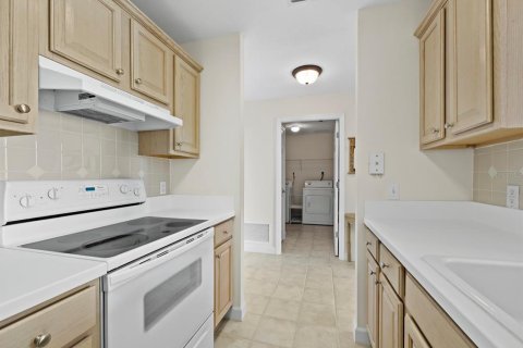 Купить кондоминиум в Сарасота, Флорида 6 комнат, 65.03м2, № 2344509 - фото 15