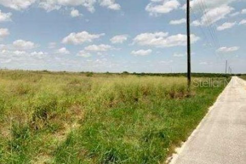 Land in Frostproof, Florida № 1908876 - photo 4