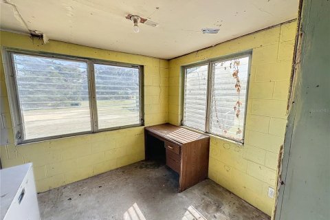 Propiedad comercial en venta en De Leon Springs, Florida, 155.52 m2 № 1010357 - foto 8