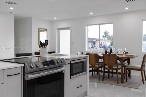 Villa ou maison à vendre à Homestead, Floride: 4 chambres, 148.83 m2 № 2031988 - photo 11