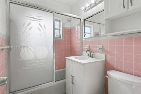 Купить виллу или дом в Мирамар, Флорида 2 спальни, 87.61м2, № 2003470 - фото 23