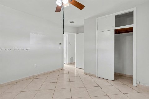 Купить виллу или дом в Мирамар, Флорида 2 спальни, 87.61м2, № 2003470 - фото 27