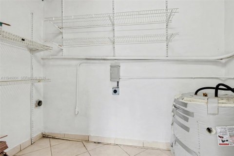 Купить виллу или дом в Мирамар, Флорида 2 спальни, 87.61м2, № 2003470 - фото 29