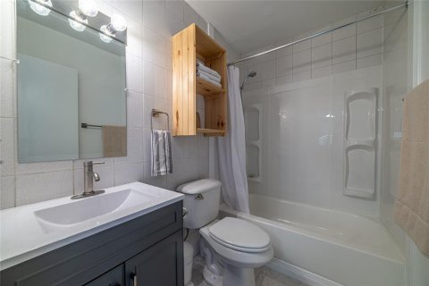 Copropriété à vendre à Tampa, Floride: 1 chambre, 63.36 m2 № 1900530 - photo 18