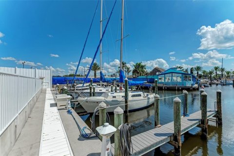 House in Venice, Florida 2 bedrooms, 76.27 sq.m. № 1841834 - photo 30