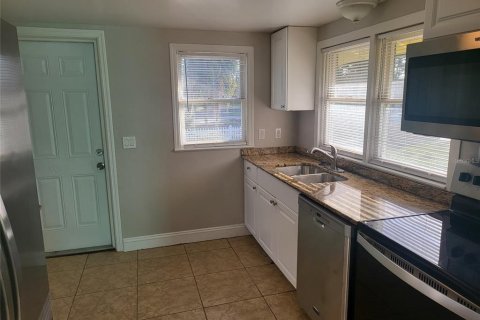 House in Venice, Florida 2 bedrooms, 76.27 sq.m. № 1841834 - photo 4