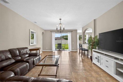 Villa ou maison à vendre à Land O' Lakes, Floride: 5 chambres, 316.98 m2 № 1805427 - photo 13