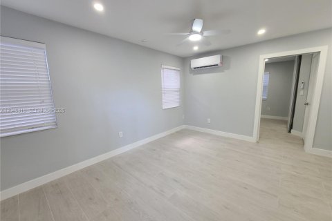 Villa ou maison à Hollywood, Floride 1 chambre, 553.05 m2 № 2265739