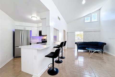 Copropriété à louer à Orlando, Floride: 1 chambre, 62.71 m2 № 2415043 - photo 19