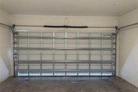 Touwnhouse à louer à Miami, Floride: 3 chambres № 2029423 - photo 9