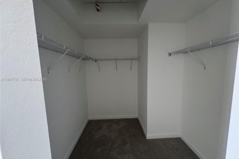 Touwnhouse à louer à Miami, Floride: 3 chambres № 2029423 - photo 12