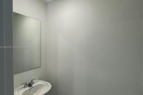 Touwnhouse à louer à Miami, Floride: 3 chambres № 2029423 - photo 19