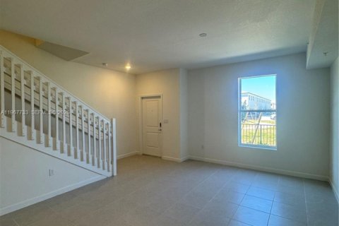 Touwnhouse à louer à Miami, Floride: 3 chambres № 2029423 - photo 8