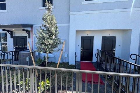 Touwnhouse à louer à Miami, Floride: 3 chambres № 2029423 - photo 29