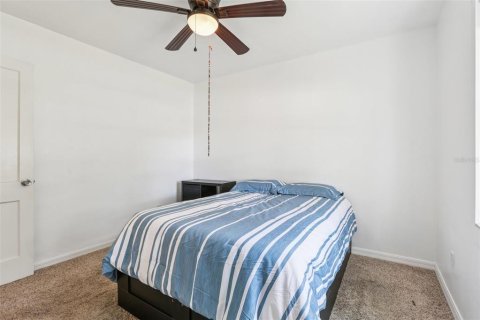 House in Tampa, Florida 4 bedrooms, 145.76 sq.m. № 1877239 - photo 27