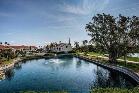 Adosado en alquiler en Saint Petersburg, Florida, 3 dormitorios, 122.63 m2 № 2143714 - foto 13