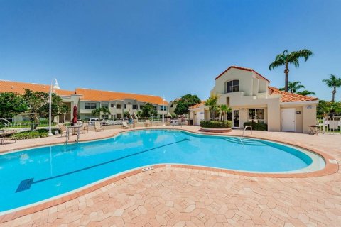 Adosado en alquiler en Saint Petersburg, Florida, 3 dormitorios, 122.63 m2 № 2143714 - foto 14