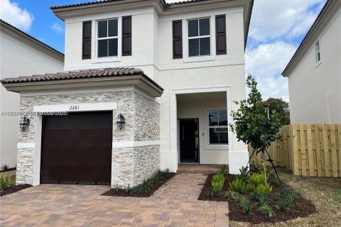 Снять в аренду виллу или дом в Майами, Флорида 4 спальни, 184.23м2, № 1986745 - фото 2