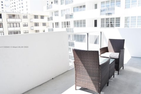 Copropriété à louer à Miami Beach, Floride: 51.1 m2 № 1857275 - photo 8