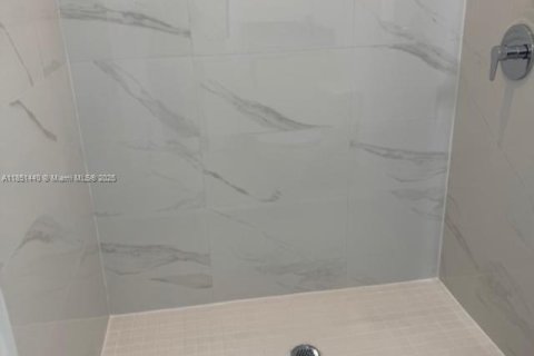 Casa en venta en Florida City, Florida, 4 dormitorios № 2037222 - foto 19