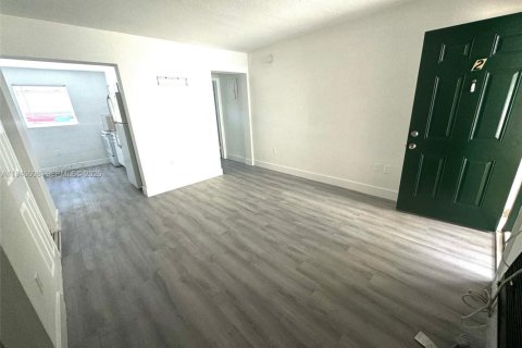 Apartment in Miami, Florida 51.1 sq.m. № 2002827 - photo 6