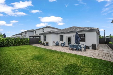 Villa ou maison à vendre à Miami, Floride: 3 chambres, 161.28 m2 № 2071325 - photo 24