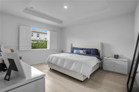 Villa ou maison à vendre à Miami, Floride: 3 chambres, 161.28 m2 № 2071325 - photo 14