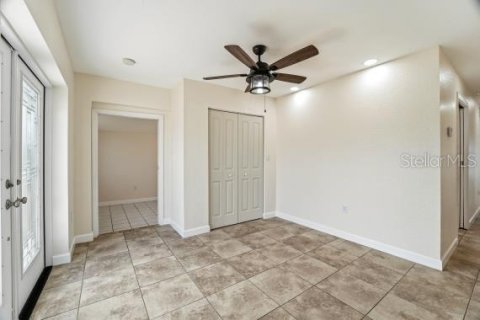 Villa ou maison à vendre à Port Charlotte, Floride: 3 chambres, 97.36 m2 № 2214640 - photo 7