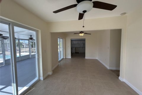 Villa ou maison à vendre à Port Charlotte, Floride: 3 chambres, 97.36 m2 № 2214640 - photo 20
