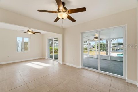 Villa ou maison à vendre à Port Charlotte, Floride: 3 chambres, 97.36 m2 № 2214640 - photo 16