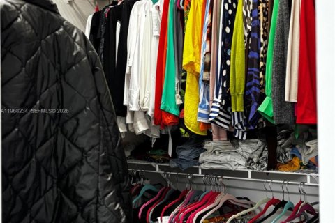 House in Port St. Lucie, Florida 2 bedrooms, 167.69 sq.m. № 2030336 - photo 23