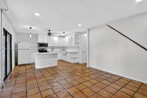 House in Greenacres, Florida 3 bedrooms, 105.91 sq.m. № 1951424 - photo 3