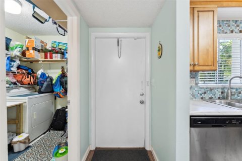 Купить таунхаус в Холливуд, Флорида 3 спальни, 157.93м2, № 1961450 - фото 8