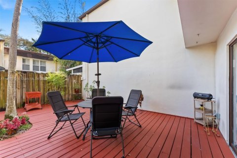 Купить таунхаус в Холливуд, Флорида 3 спальни, 157.93м2, № 1961450 - фото 24