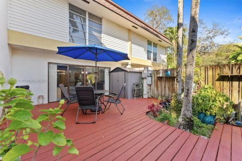 Купить таунхаус в Холливуд, Флорида 3 спальни, 157.93м2, № 1961450 - фото 23