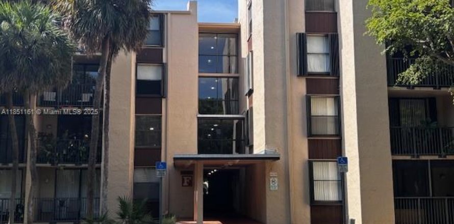 Condo in Miami, Florida, 1 bedroom  № 1854792