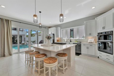 Casa en venta en Bradenton, Florida, 3 dormitorios, 363.81 m2 № 1789131 - foto 27