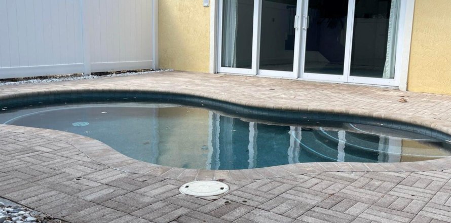 Adosado en Fort Lauderdale, Florida 3 dormitorios, 200.85 m2 № 1182217