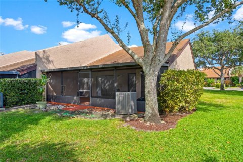 Купить виллу или дом в Санрайз, Флорида 2 спальни, 112.13м2, № 1963488 - фото 28