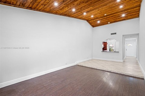 Купить виллу или дом в Санрайз, Флорида 2 спальни, 112.13м2, № 1963488 - фото 6