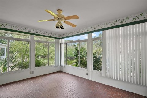 House in Leesburg, Florida 2 bedrooms, 140.93 sq.m. № 1675533 - photo 15